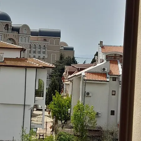 2 With Side Sea View